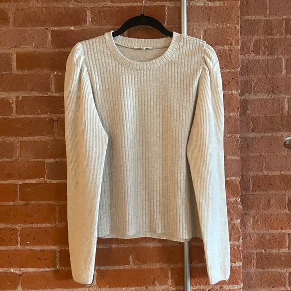 Like new - Splendid London Rib Puff Sleeve Top, L - Picture 3 of 8